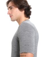 Icebreaker Men Merino 200 Oasis Short Sleeve Crewe Thermal Top Z04NXR154 Clothing Gritstone Heather - Image 5