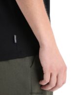 Icebreaker Men Merino Tech Lite II Short Sleeve T-Shirt Polar Paddle Z04NXR66 Clothing Black - Image 5