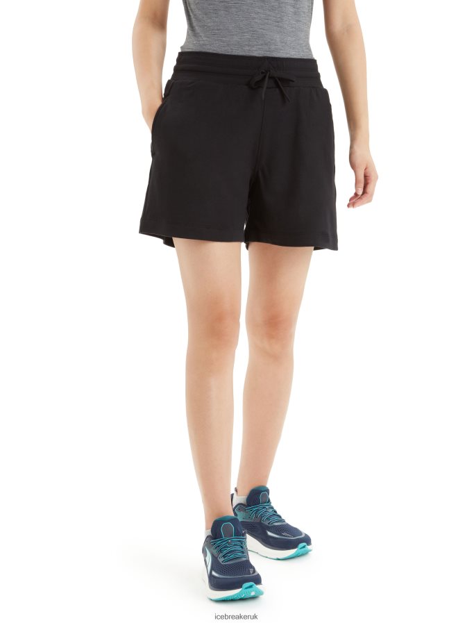 icebreaker_women_merino_crush_shorts_z04nxr740_clothing_black.jpg Icebreaker Women Merino Crush Shorts Z04NXR740 Clothing Black - Image 1