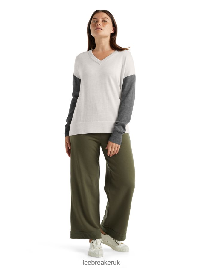 Icebreaker Women Merino Shearer V Neck Sweater Z04NXR875 Clothing Ecru Heather/Gritstone Heather - Image 3