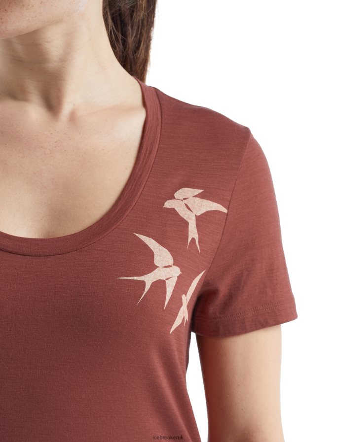 Icebreaker Women Merino Tech Lite II Short Sleeve Scoop T-Shirt Swarming Shapes Z04NXR926 Clothing Grape - Image 4