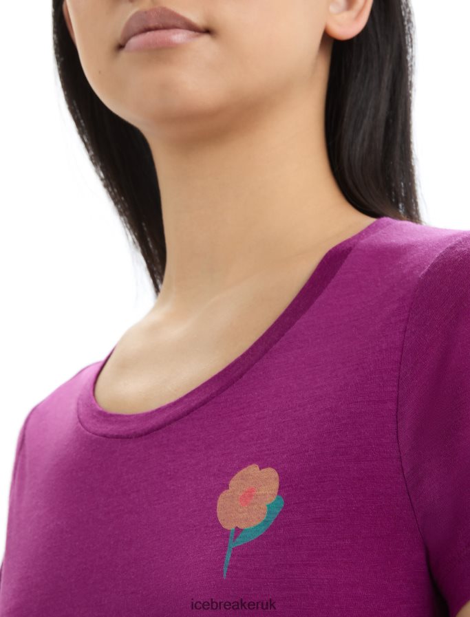 Icebreaker Women Merino Tech Lite II Short Sleeve T-Shirt Springtime Flowers Z04NXR622 Clothing Go Berry - Image 4