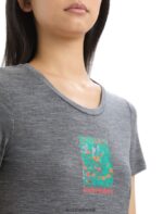Icebreaker Women Merino Tech Lite II Short Sleeve T-Shirt Wildflower Bloom Z04NXR646 Clothing Gritstone Heather - Image 4