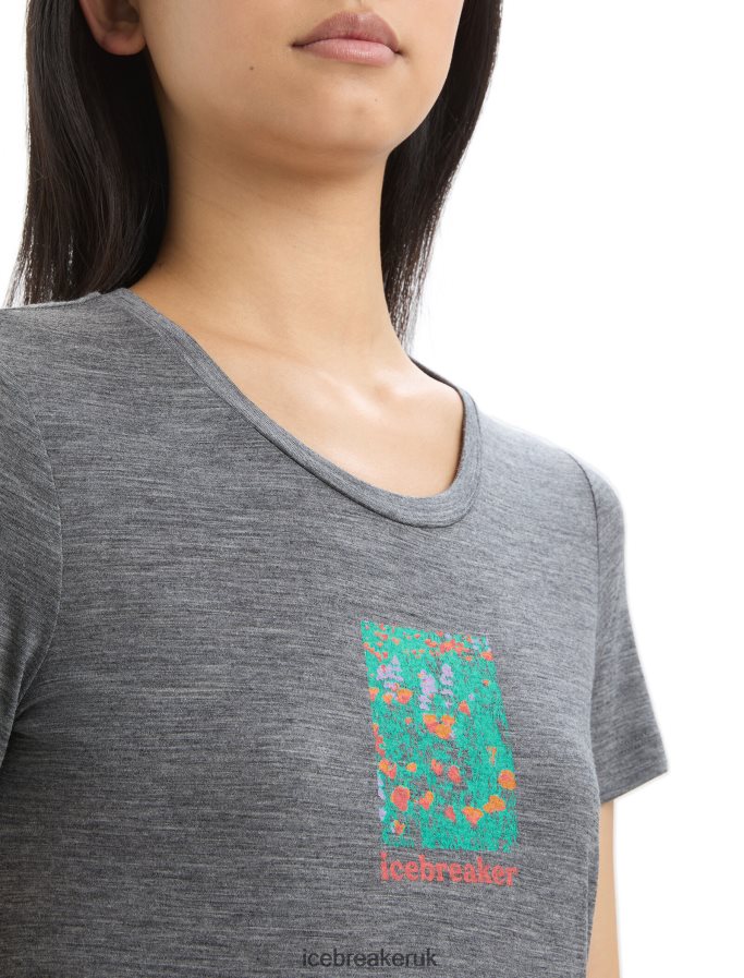 Icebreaker Women Merino Tech Lite II Short Sleeve T-Shirt Wildflower Bloom Z04NXR646 Clothing Gritstone Heather - Image 4